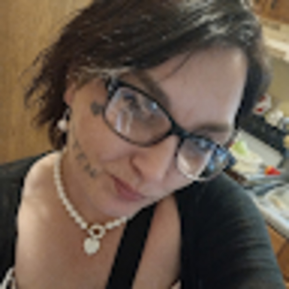 Meet your Posher, Stephani